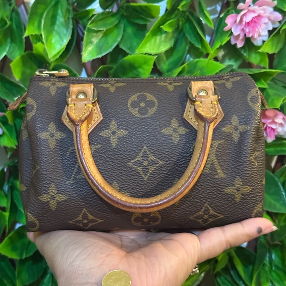 Louis Vuitton Monogram Vintage Mini Speedy - Picture 3 of 17